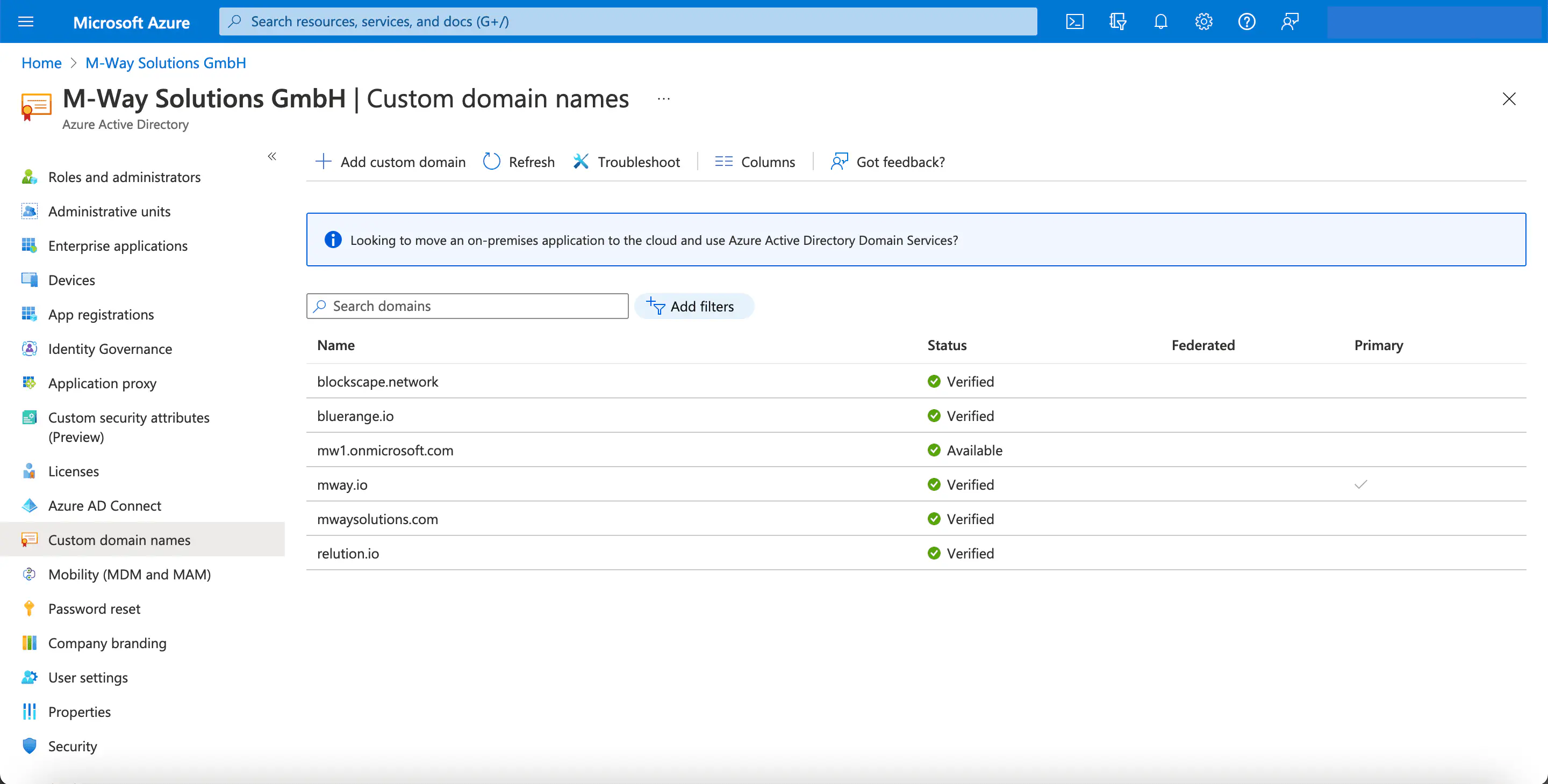 Ajout du domaine personnalisé du serveur Relution dans Azure Active Directory