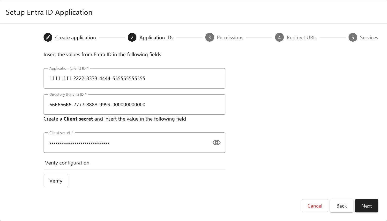 Étape ID d’application de l’assistant Relution avec ID d’application, ID d’annuaire et secret client