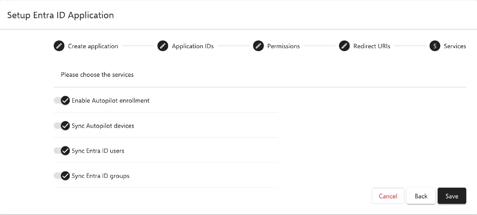Étape Services de l’assistant Relution avec les quatre options de synchronisation et Autopilot