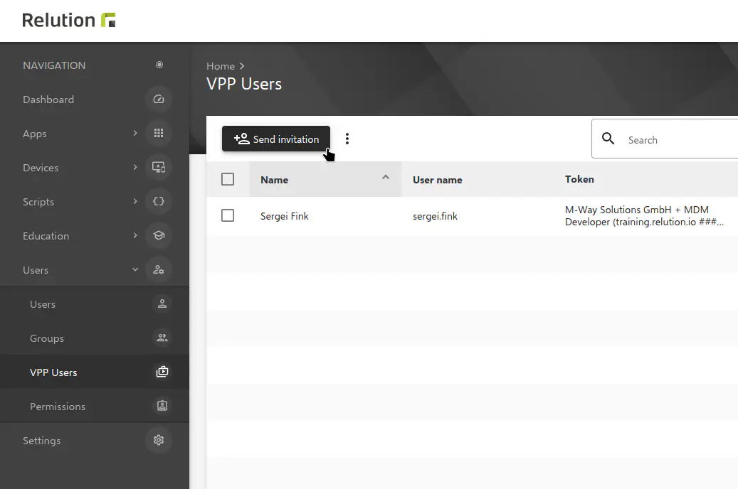 Relution VPP Users section with Send Invitation button