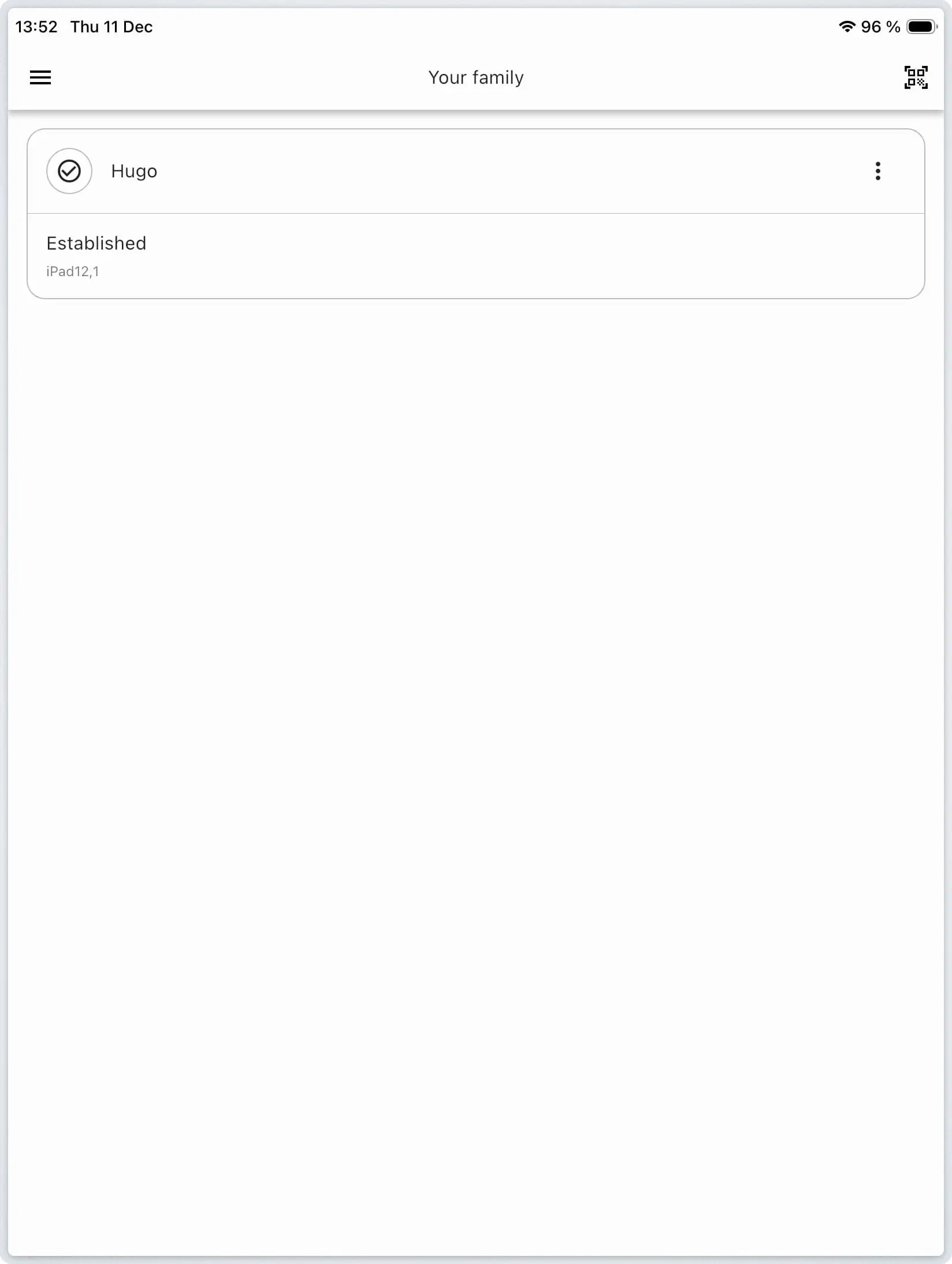 Relution Parent App homepage showing linked student devices with pairing status