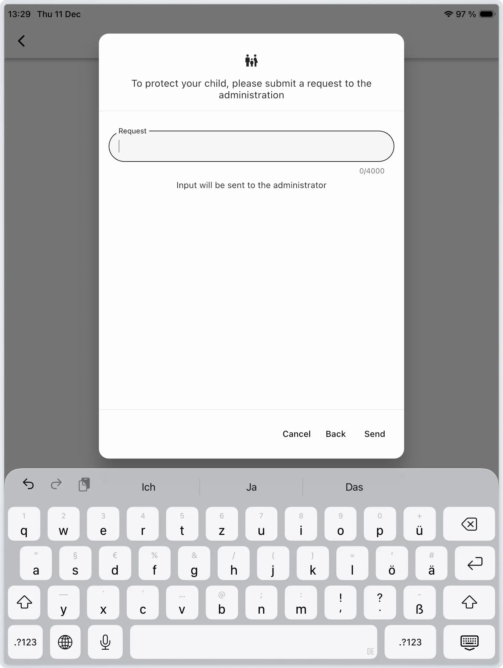 Relution Parent App form with device name and email address entry fields