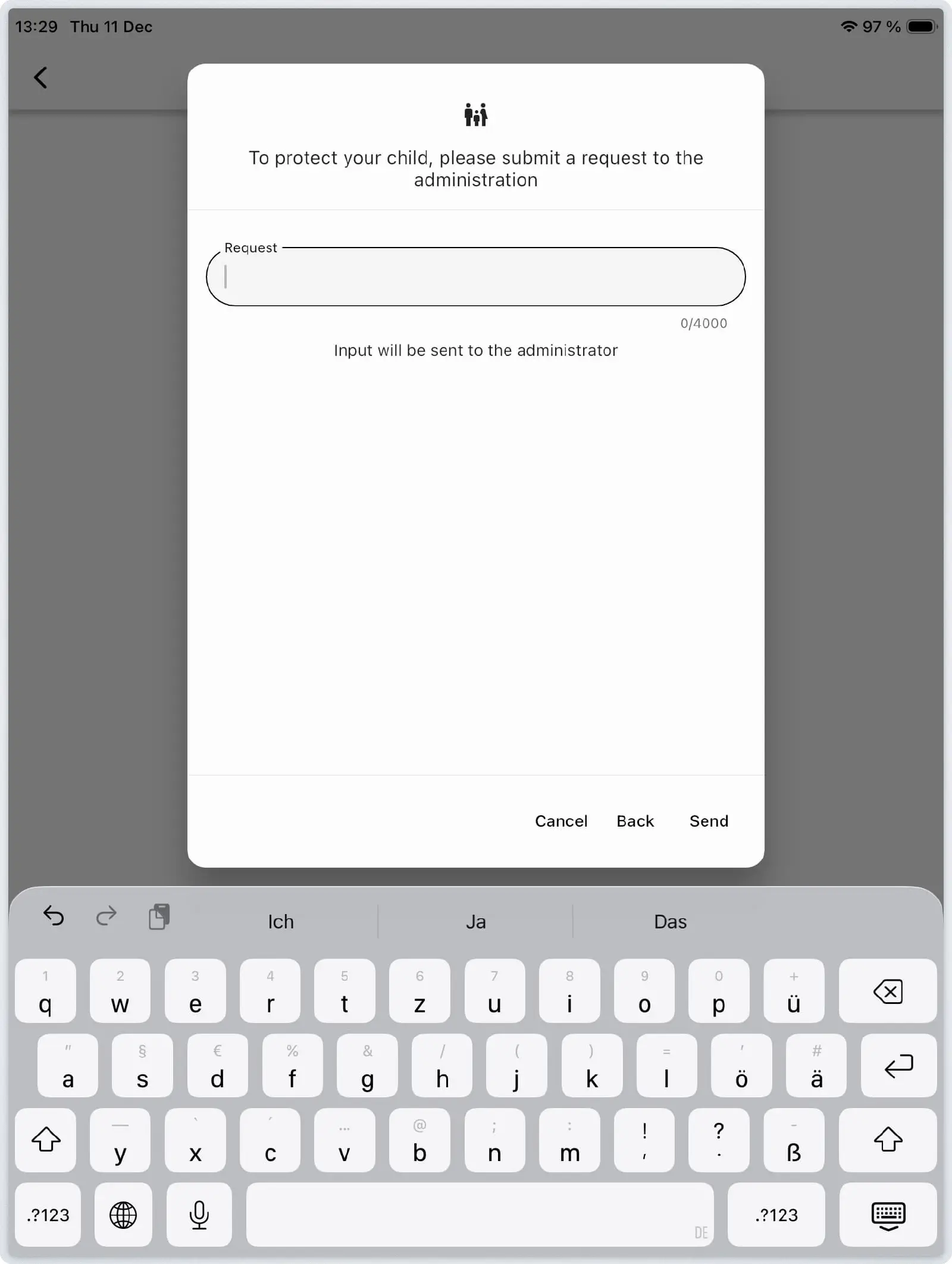 Relution Parent App form with device name and email address entry fields