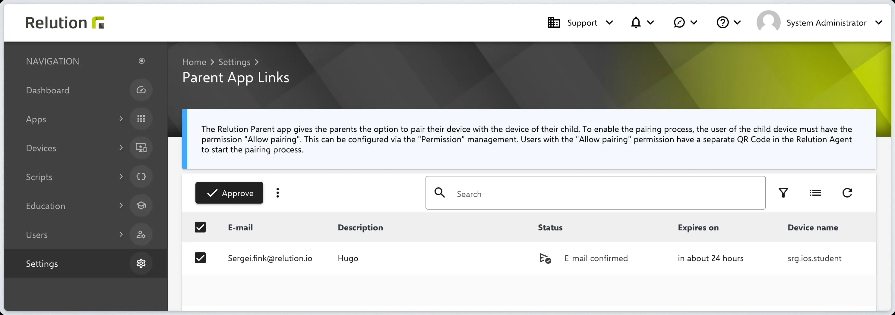 Relution Parent App Links list showing connected and pending pairing statuses