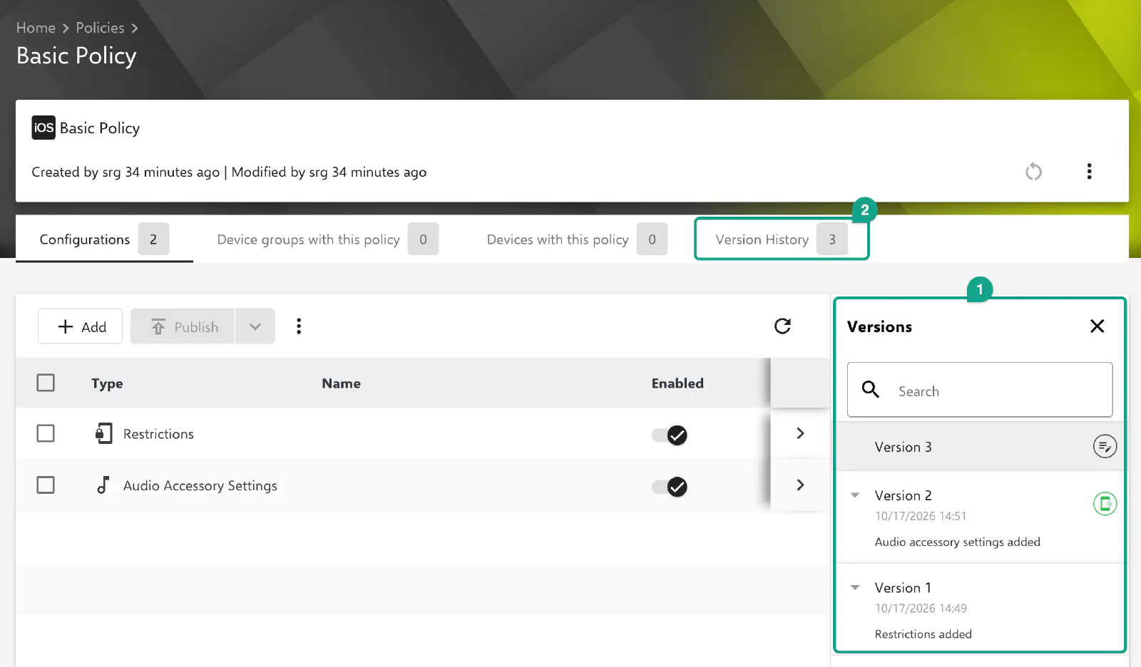 Barre latérale des versions d’une politique Relution avec brouillon, version publiée et informations de version
